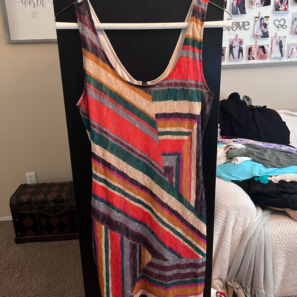 Lace multicolored fitted midi dress